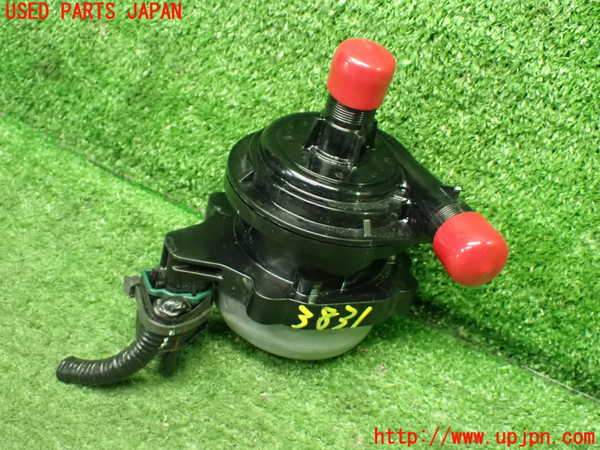 1UPJ-38312110]キックス(P15)ウォーターポンプ 中古_m0001.jpg