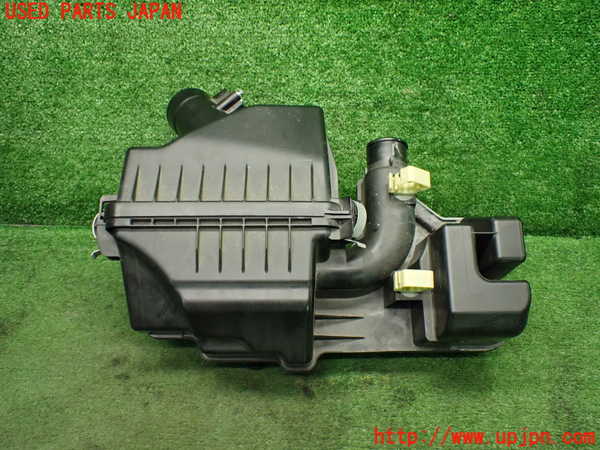1UPJ-38312560]キックス(P15)エアクリーナーボックス 中古_m0001.jpg