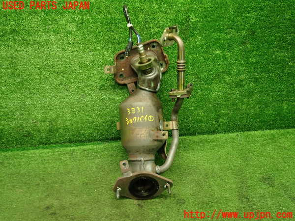 1UPJ-38312661]キックス(P15)触媒1 中古_m0001.jpg