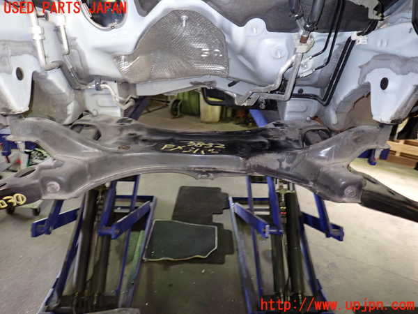 1UPJ-38325285]ヴォクシー(ノア)(ZRR80W)フロントメンバー 中古_m0001.jpg