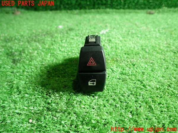 1UPJ-38336290]BMW X3(WY20 F25)ハザードスイッチ 中古_m0001.jpg