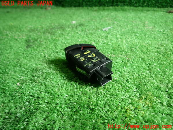 1UPJ-38336290]BMW X3(WY20 F25)ハザードスイッチ 中古_m0002.jpg