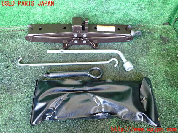 1UPJ-38357805]アルファード 30系(AGH35W)車載工具 中古_m0001.jpg