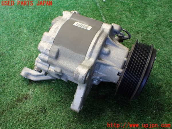 1UPJ-38366025]レガシィ アウトバック(BS9)エアコンコンプレッサー 中古_m0002.jpg