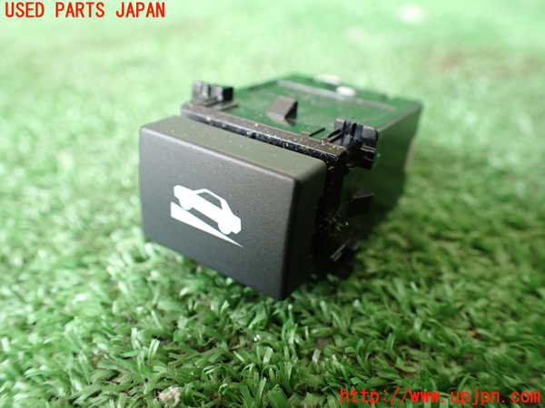 1UPJ-38366313]レガシィ アウトバック(BS9)スイッチ8 (ヒルアシスト) 中古_m0001.jpg