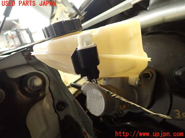 2UPJ-38394050]ランドローバー・レンジローバー イヴォーク(LV2A)ブレーキマスターシリンダー 中古_m0001.jpg