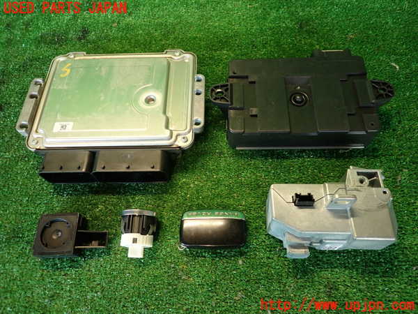 2UPJ-38396110]ランドローバー・レンジローバー イヴォーク(LV2A)エンジンコンピューター 中古_m0002.jpg