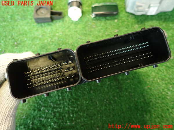 2UPJ-38396110]ランドローバー・レンジローバー イヴォーク(LV2A)エンジンコンピューター 中古_m0003.jpg