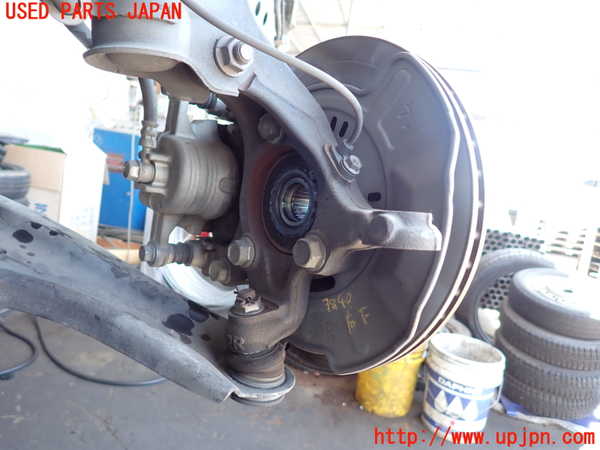 2UPJ-38404290]スイフト(ZC53S)右フロントナックルハブ 中古_m0002.jpg