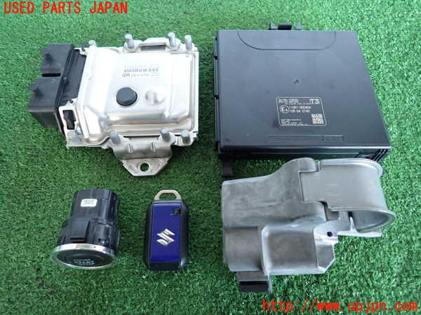 2UPJ-38406110]スイフト(ZC53S)エンジンコンピューター 中古_m0001.jpg