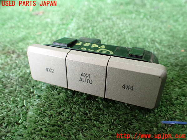 1UPJ-38436307]リンカーン・ナビゲーター(不明)スイッチ2 (4X4等) 中古_m0001.jpg