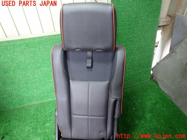 1UPJ-38437235]リンカーン・ナビゲーター(不明)右3列目シート 中古_m0002.jpg