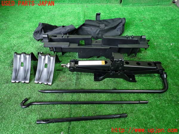 1UPJ-38437805]リンカーン・ナビゲーター(不明)車載工具 中古_m0001.jpg