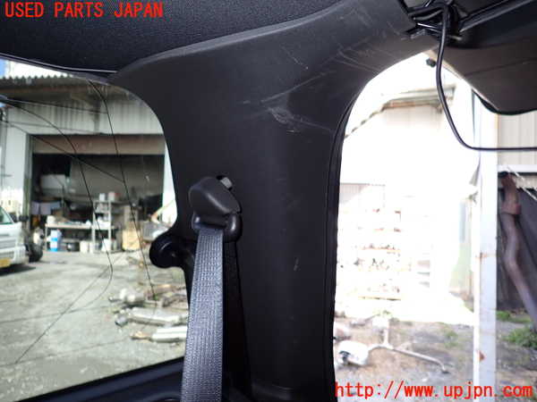 1UPJ-38437675]リンカーン・ナビゲーター(不明)右リアピラートリム 中古_m0003.jpg
