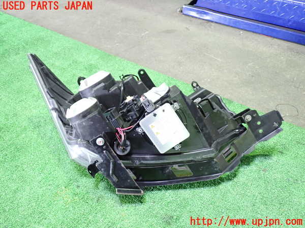 1UPJ-38441132]デリカD：5(CV5W)左ヘッドライト HID 中古_m0003.jpg