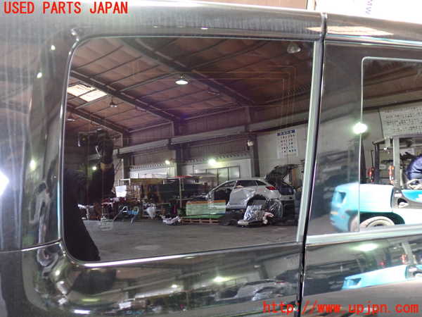 1UPJ-38441380]デリカD：5(CV5W)右クォーターガラス 中古 AGC M2L3 43R-007953_m0001.jpg