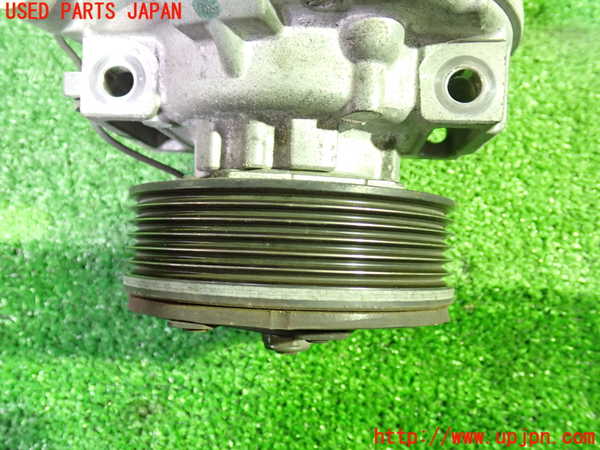 1UPJ-38446025]デリカD：5(CV5W)エアコンコンプレッサー 中古_m0002.jpg