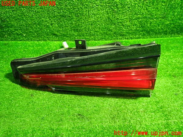 1UPJ-38461550]レクサス・NX300h(AYZ10)右リアフィニッシャー 中古_m0001.jpg