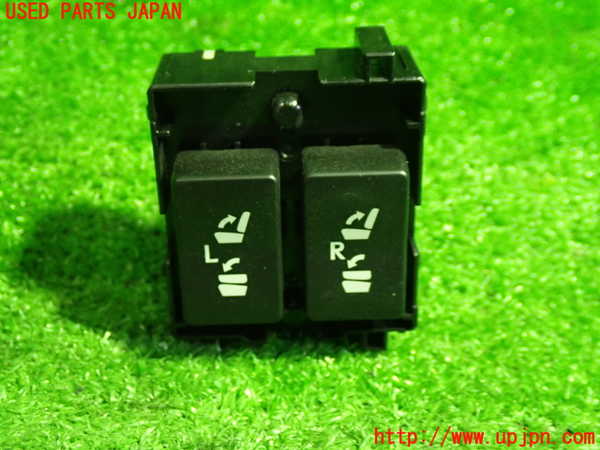 1UPJ-38466312]レクサス・NX300h(AYZ10)スイッチ7 中古_m0001.jpg