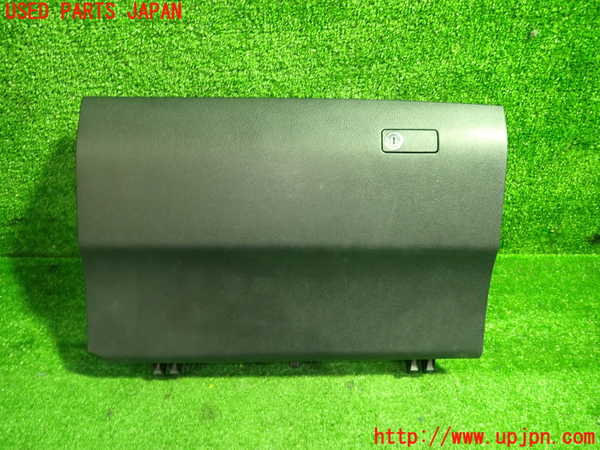 1UPJ-38467516]レクサス・NX300h(AYZ10)グローブボックス1 中古_m0001.jpg
