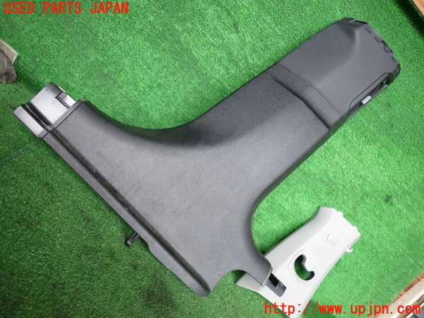 2UPJ-38477665]BMW 740i(YA30)右センターピラートリム 中古 (F01)_m0003.jpg