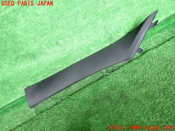 2UPJ-38487660]BMW 320d(3D20)(F30)左フロントピラートリム 中古_m0001.jpg