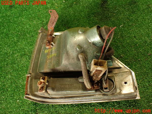 2UPJ-38491150]グロリア ワゴン(WY30)右コーナーランプ 中古_m0002.jpg