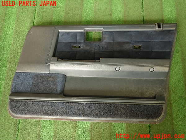 2UPJ-38491234]グロリア ワゴン(WY30)右前ドア内張り 中古_m0001.jpg