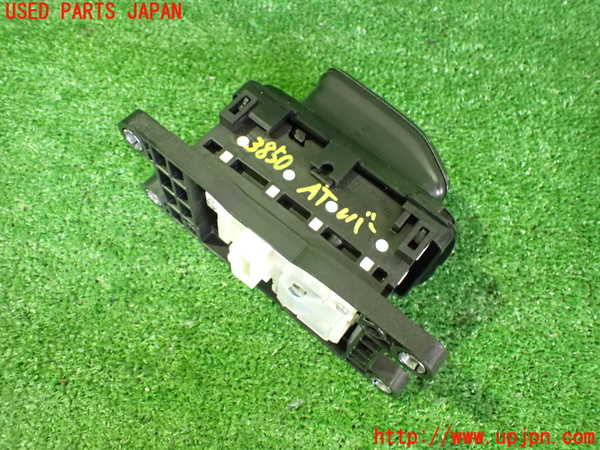 2UPJ-38507555]ノート オーラ(AURA) ニスモ(NISMO)(FE13)ATシフトレバー 中古_m0002.jpg