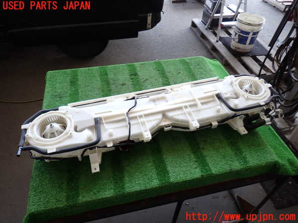 2UPJ-38516082]レジアスエース(ハイエース200系)(KDH206V)エバポレーター2 中古_m0001.jpg