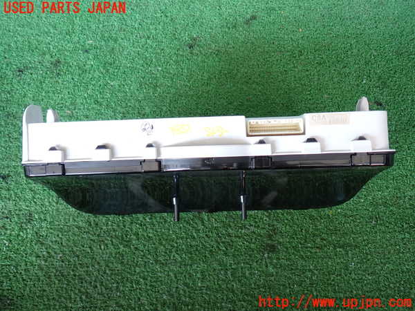 2UPJ-38516170]レジアスエース(ハイエース200系)(KDH206V)スピードメーター 中古_m0002.jpg