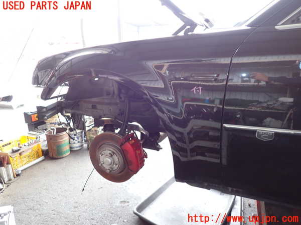 2UPJ-38521082]クライスラー・300C(LX57)左前フェンダー 中古_m0001.jpg