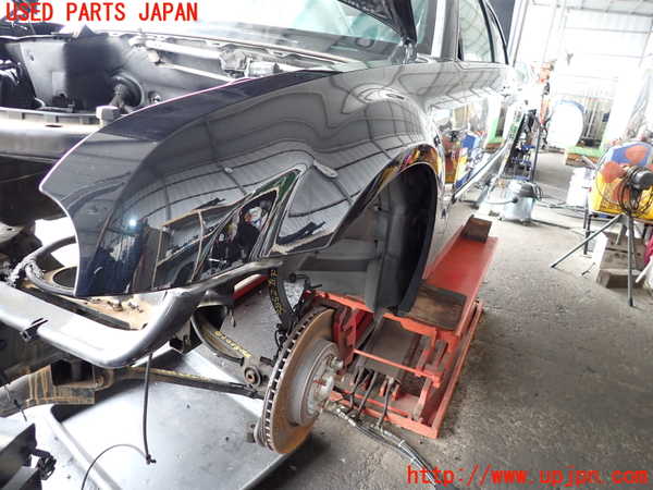 2UPJ-38521082]クライスラー・300C(LX57)左前フェンダー 中古_m0002.jpg
