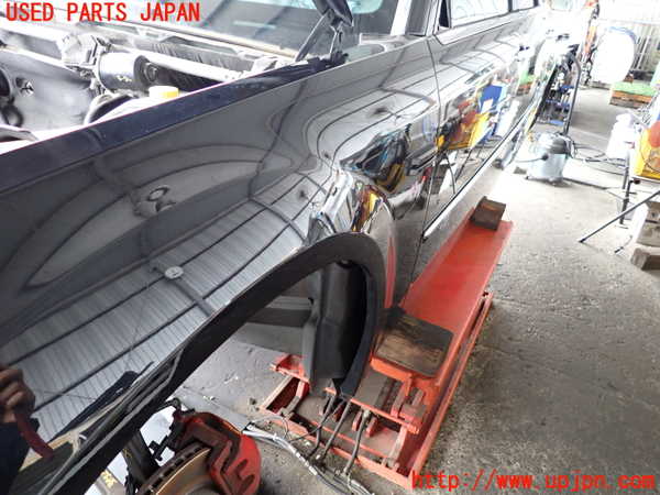 2UPJ-38521082]クライスラー・300C(LX57)左前フェンダー 中古_m0003.jpg