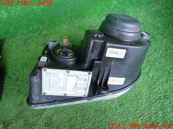 2UPJ-38521130]クライスラー・300C(LX57)右ヘッドライト HID 中古_m0004.jpg