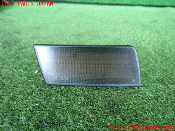 2UPJ-38521150]クライスラー・300C(LX57)右コーナーランプ 中古_m0001.jpg