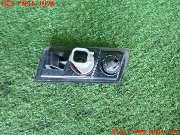 2UPJ-38521150]クライスラー・300C(LX57)右コーナーランプ 中古_m0003.jpg