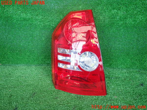 2UPJ-38521536]クライスラー・300C(LX57)左テールランプ 中古_m0001.jpg