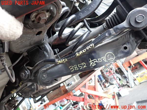 2UPJ-38525200]クライスラー・300C(LX57)右リアロアアーム1 中古_m0001.jpg