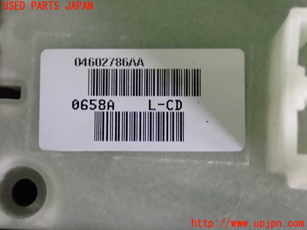 2UPJ-38526240]クライスラー・300C(LX57)右前パワーウィンドウスイッチ 中古_m0003.jpg