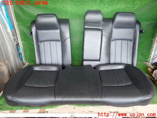 2UPJ-38527385]クライスラー・300C(LX57)リアシート 中古_m0001.jpg