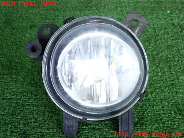 2UPJ-38531182]BMW 328i ツーリング F31(3A20)左フォグ 中古_m0001.jpg