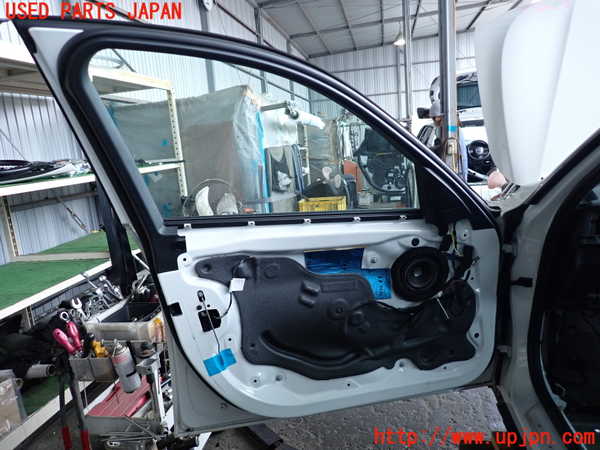2UPJ-38531260]BMW 328i ツーリング F31(3A20)左前ドア 中古 FUYAO M540 43R-001735_m0004.jpg