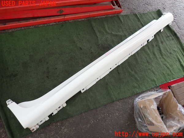 2UPJ-38551390]BMW X3(WY20)右サイドステップ 中古 (F25)_m0001.jpg
