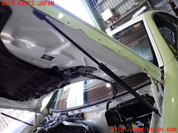 2UPJ-38561068]ベンツ CLS550 C219(219372)ボンネットダンパー 中古_m0001.jpg