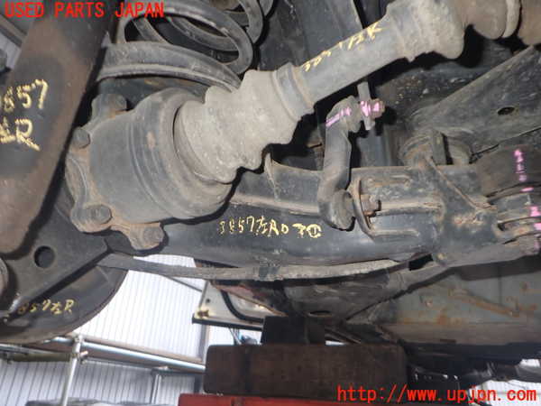 2UPJ-38575226]クラウン 4ドア ハードトップ(MS135)左リアロアアーム1 中古_m0001.jpg