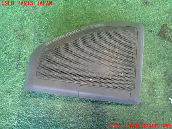 2UPJ-38576530]クラウン 4ドア ハードトップ(MS135)ウーハー 中古_m0001.jpg