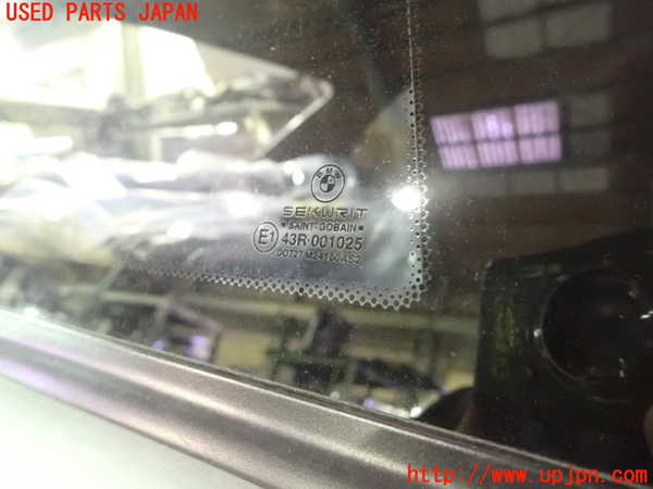 1UPJ-38581380]BMW 318ti E36(CG19)右クォーターガラス SEKURIT M24100 中古_m0002.jpg