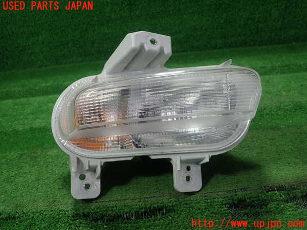 1UPJ-38601160]ジープ・レネゲード(BV13PM)右ウィンカーレンズ 中古_m0001.jpg