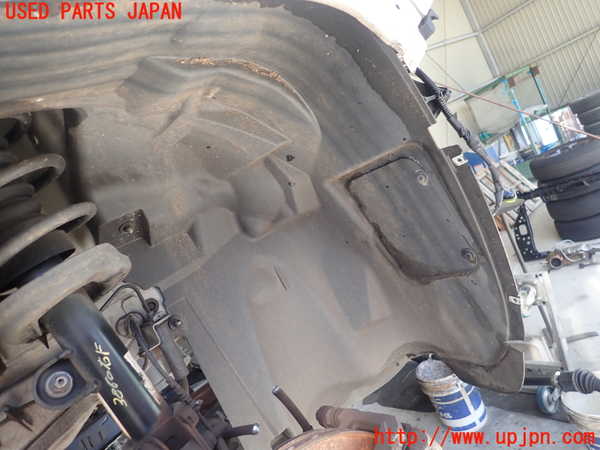 1UPJ-38601090]ジープ・レネゲード(BV13PM)右前フェンダーライナー 中古_m0002.jpg